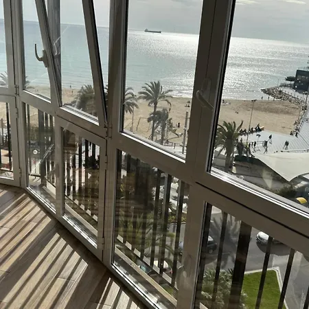 Playa Postiguet Apartamento *